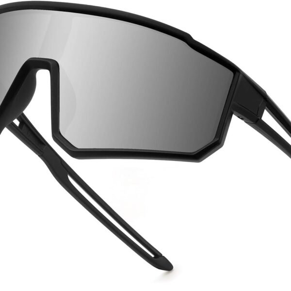 Kids' sunglasses